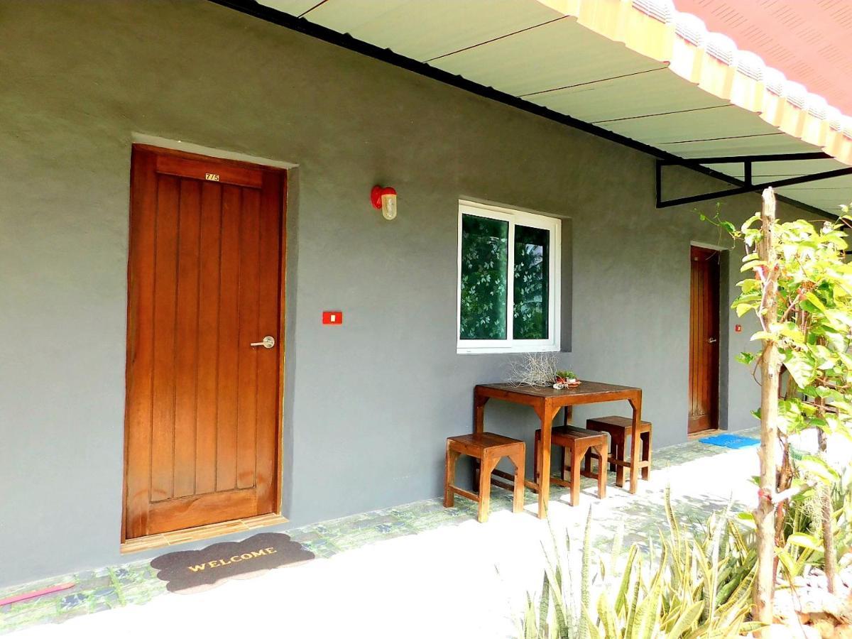 Отель Swiss Bonihouse Koh Yao Yai Ban Phlu Nai Экстерьер фото