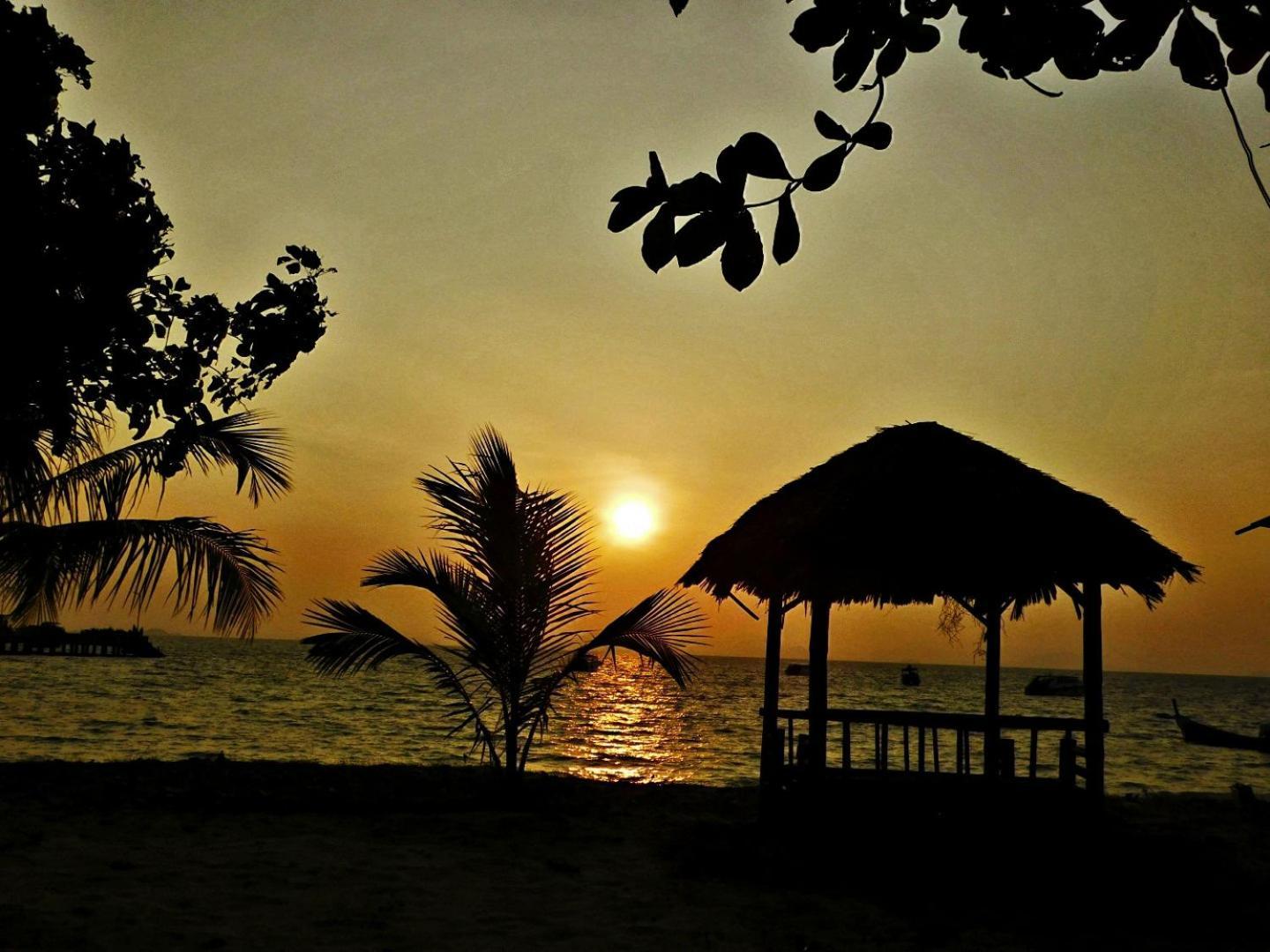 Отель Swiss Bonihouse Koh Yao Yai Ban Phlu Nai Экстерьер фото